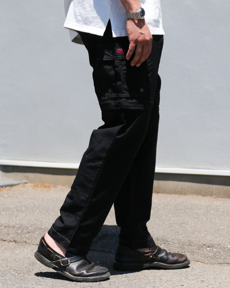 TURN ME ON Separate Cargo Pants Black