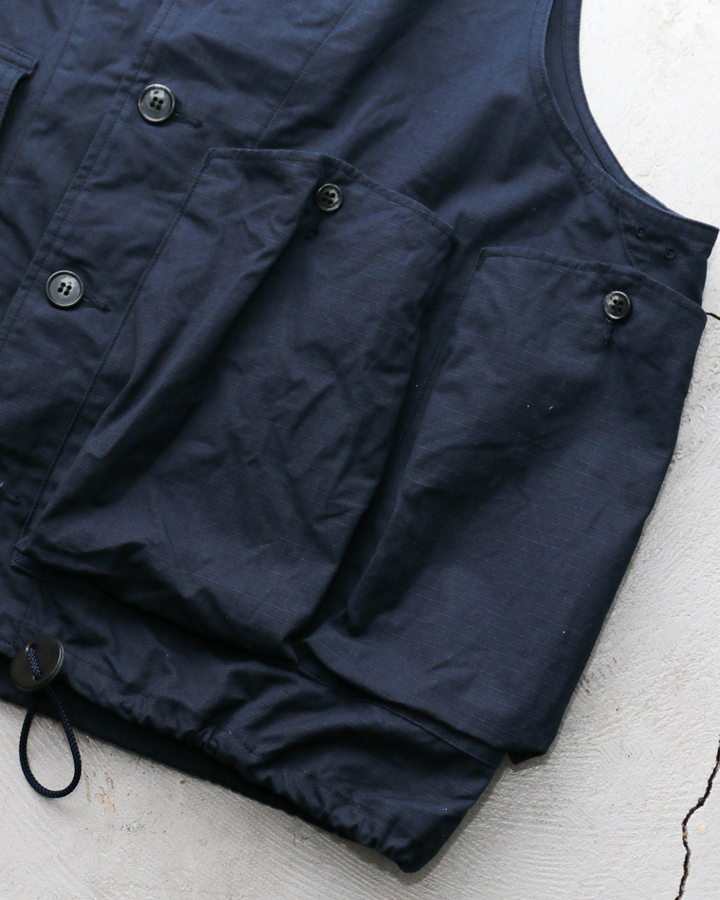 another 20th century アナザートゥエンティースセンチュリー River Runs Vest - C/ripstop Navy