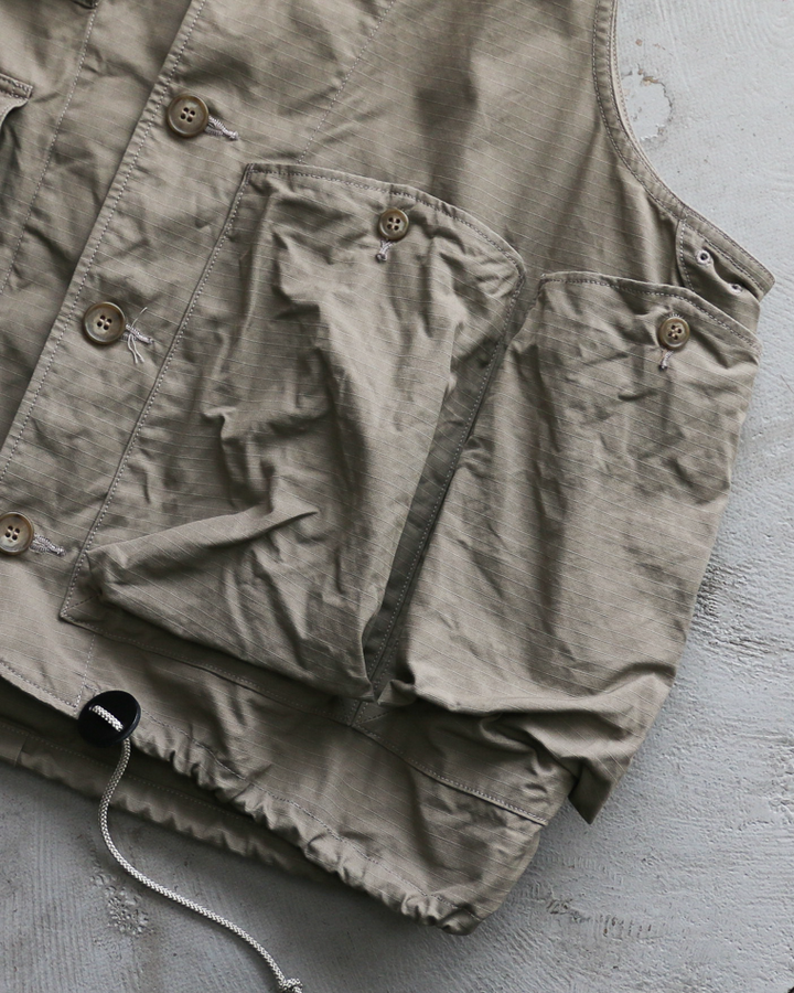 another 20th century アナザートゥエンティースセンチュリー River Runs Vest - C/ripstop Sage