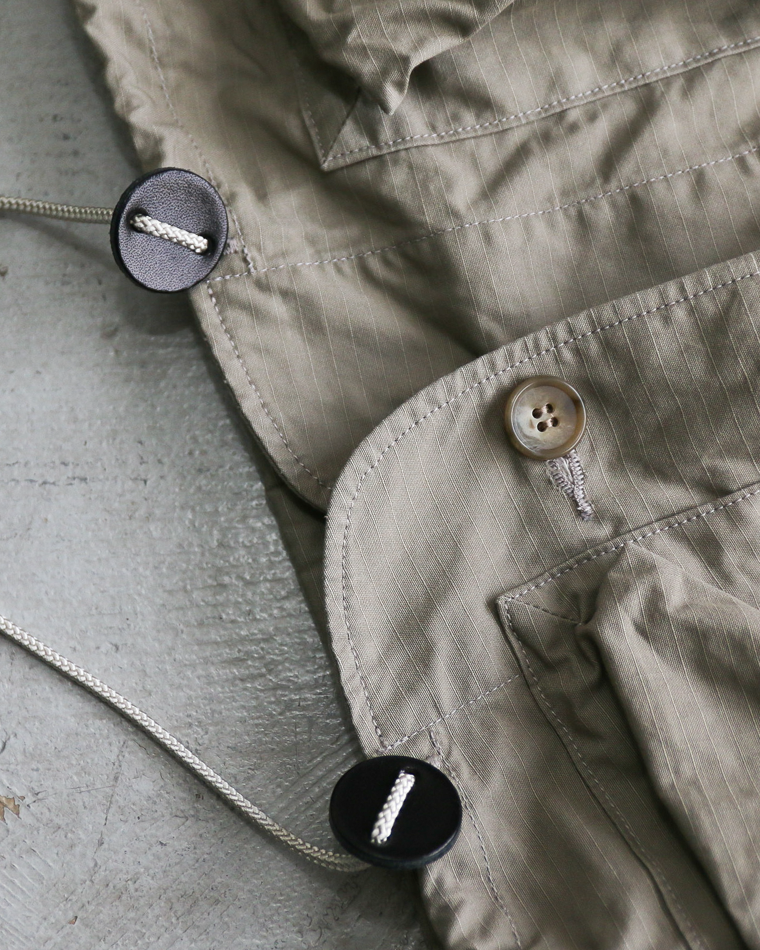 another 20th century アナザートゥエンティースセンチュリー River Runs Vest - C/ripstop Sage