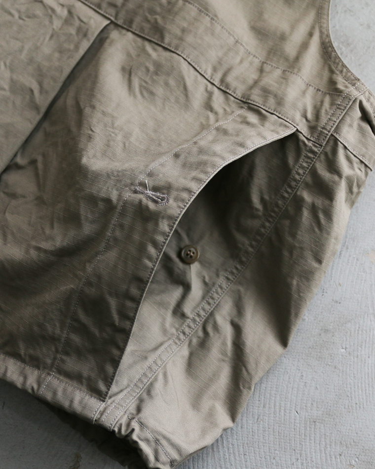 another 20th century アナザートゥエンティースセンチュリー River Runs Vest - C/ripstop Sage