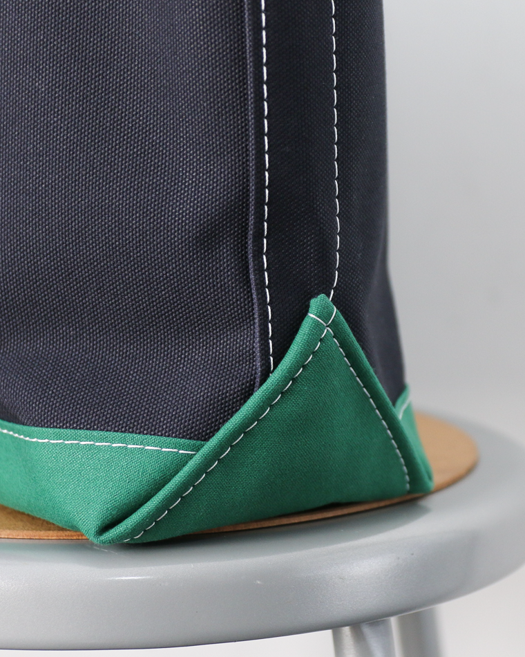 WORKERS ワーカーズ Deluxe Tote Bag/ Dark Navy Body x Green Handle