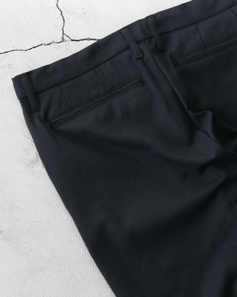 TURN ME ON  綿麻オックス ストレッチクロップドパンツ BLACK