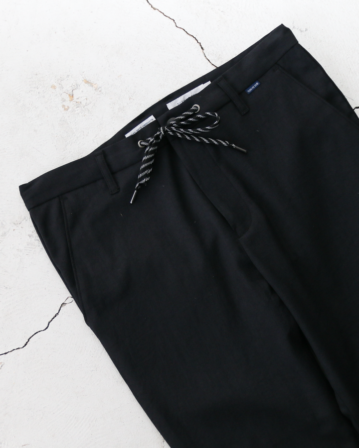 TURN ME ON  綿麻オックス ストレッチクロップドパンツ BLACK