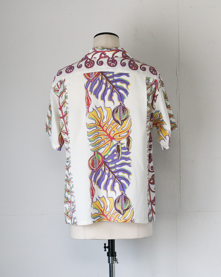 SUN SURF SS39622 RAYON HAWAIIAN SHIRT “MONSTERA BORDER”
