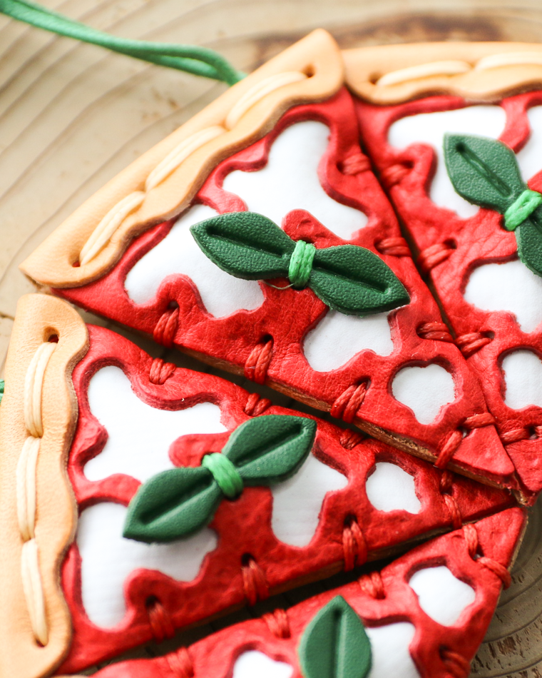 LA CUOIERIA LEATHER KEY HOLDER PIZZA