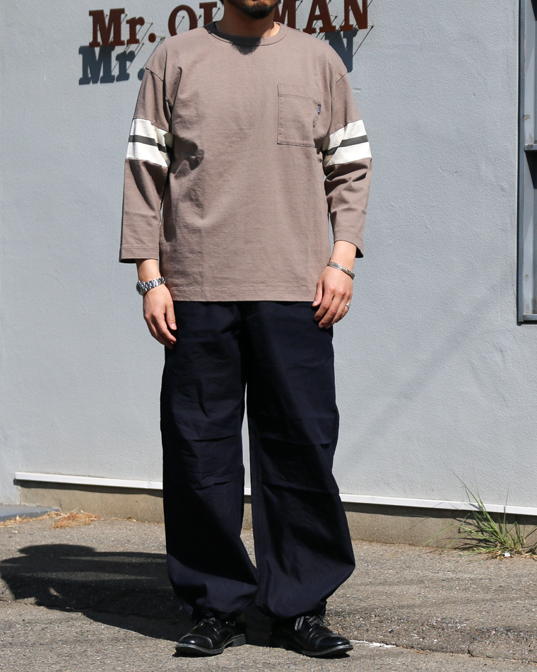 TURN ME ON 3/4 Sleeve Football Tee Greige