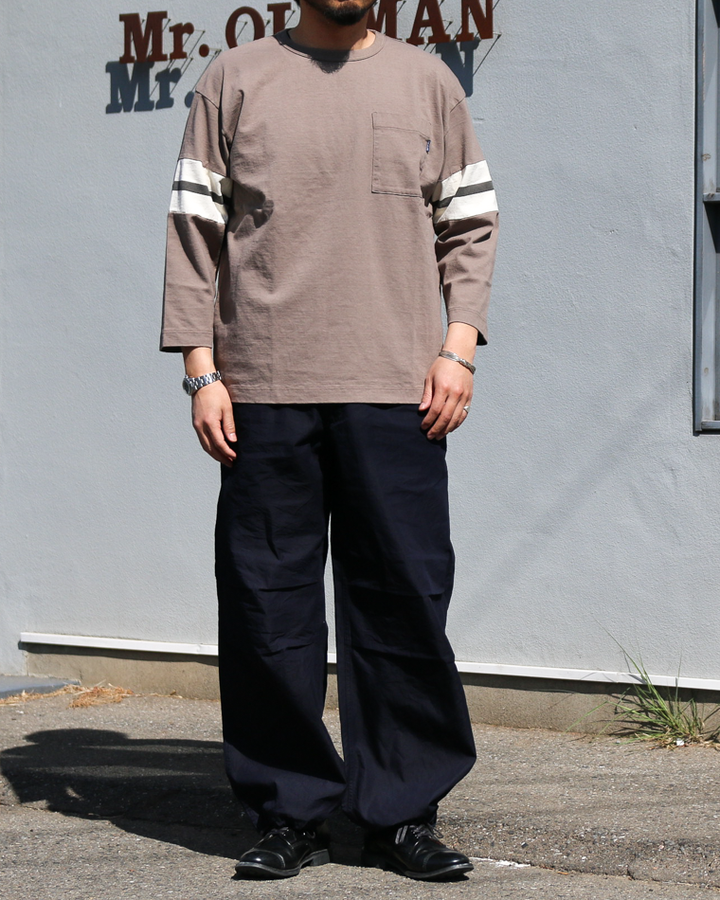 TURN ME ON 3/4 Sleeve Football Tee Greige