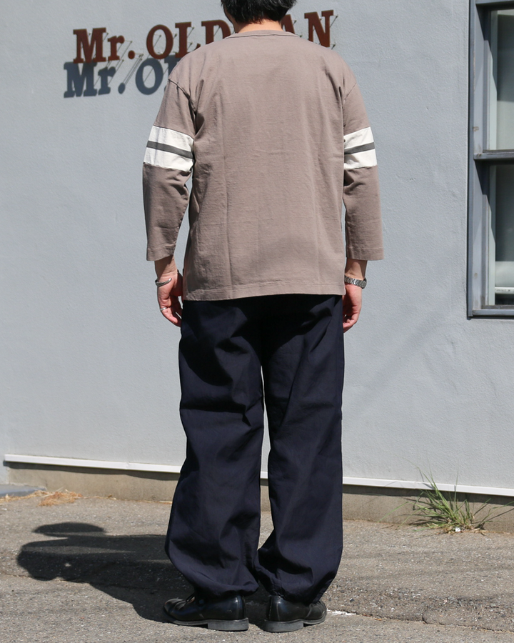 TURN ME ON 3/4 Sleeve Football Tee Greige