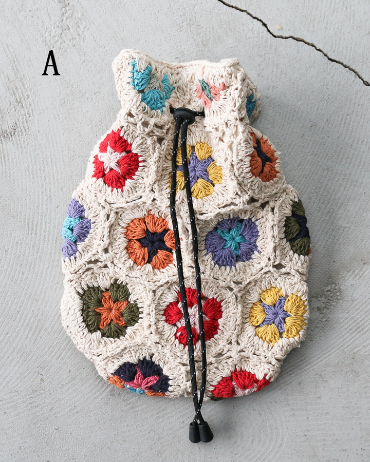 MacMahon Knitting Mills Pochette-Chain Flower White