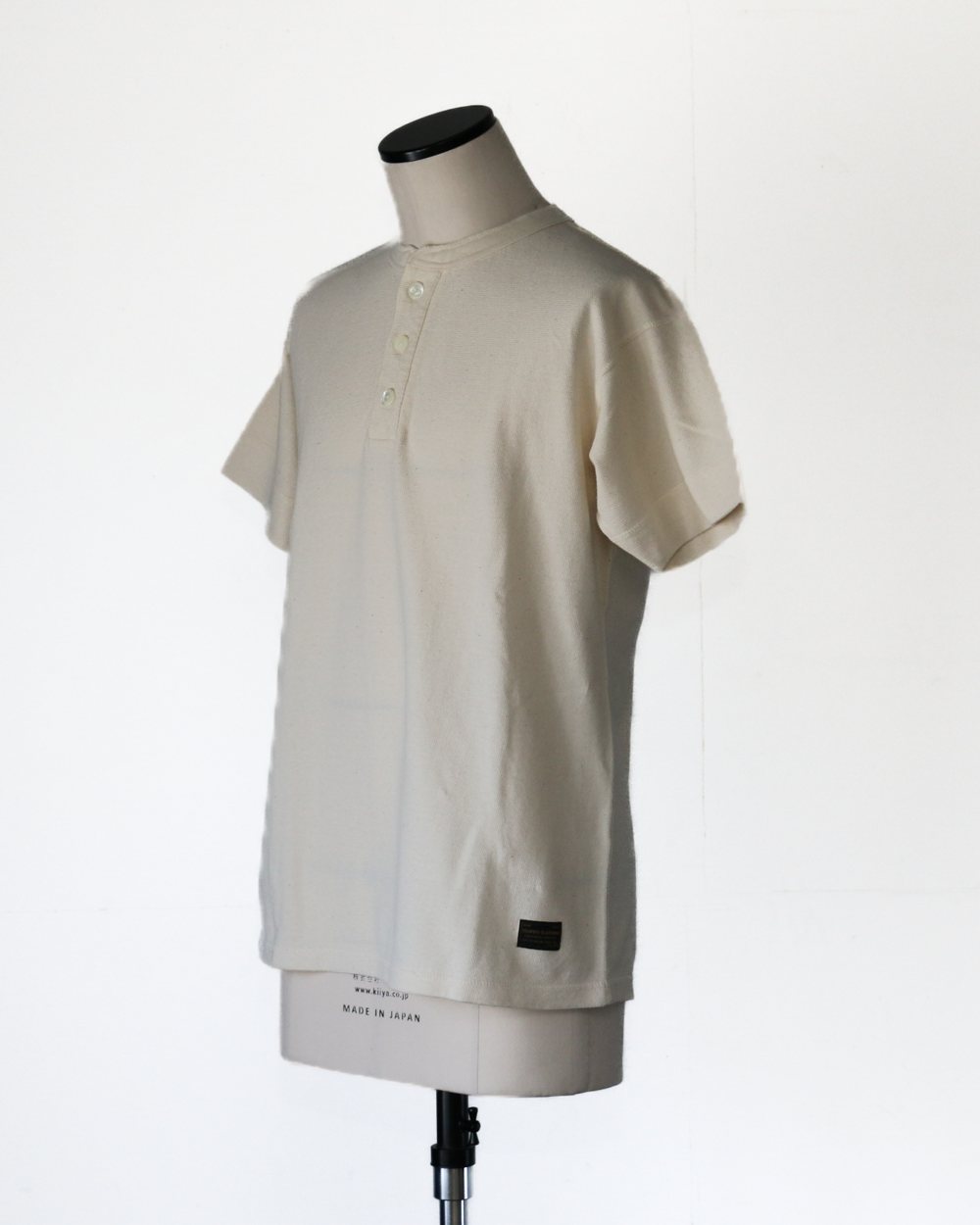TROPHY CLOTHING TR26SS-209 Utility Mil Henley S/S Tee Natural