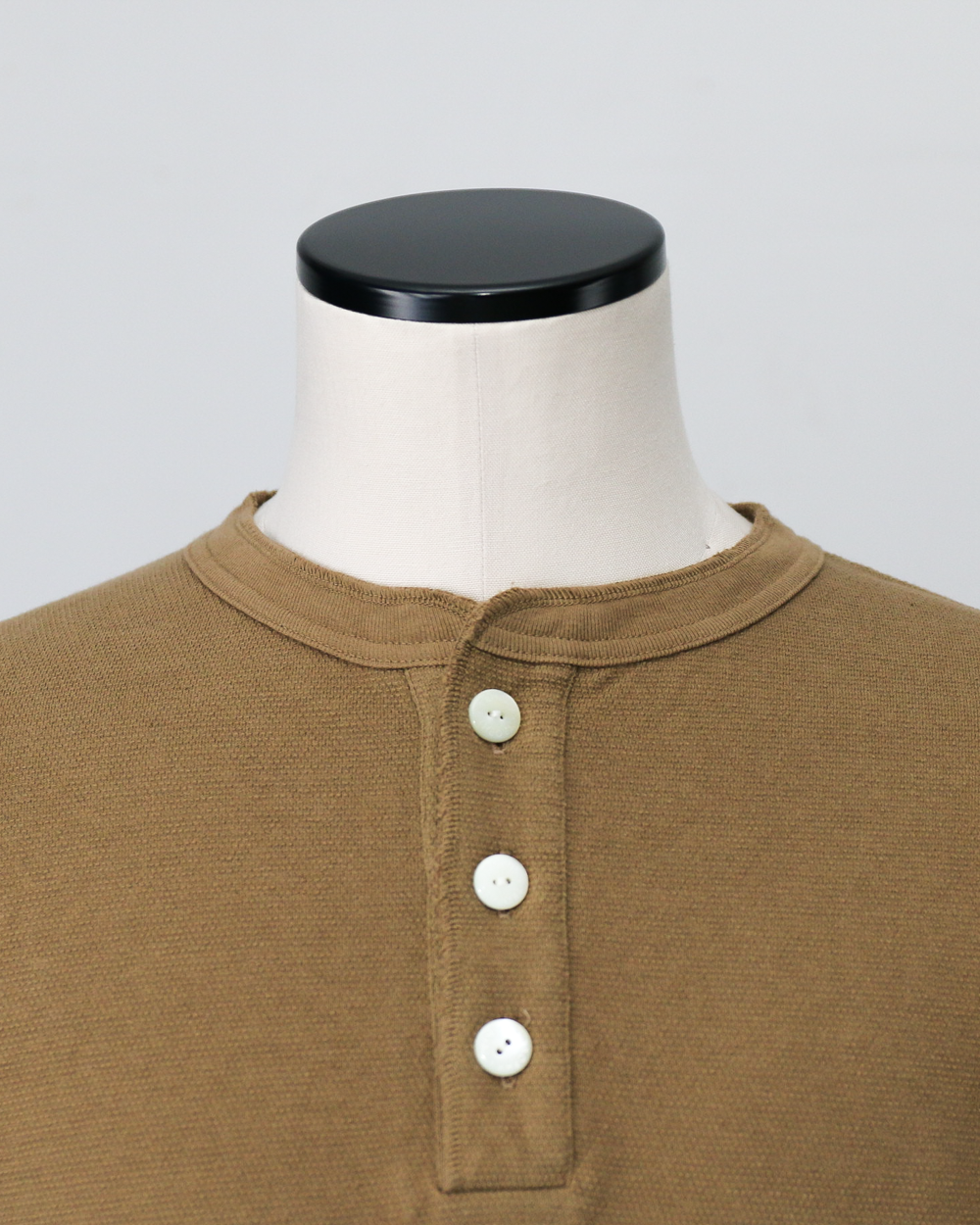 TROPHY CLOTHING TR26SS-209 Utility Mil Henley S/S Tee Coyote