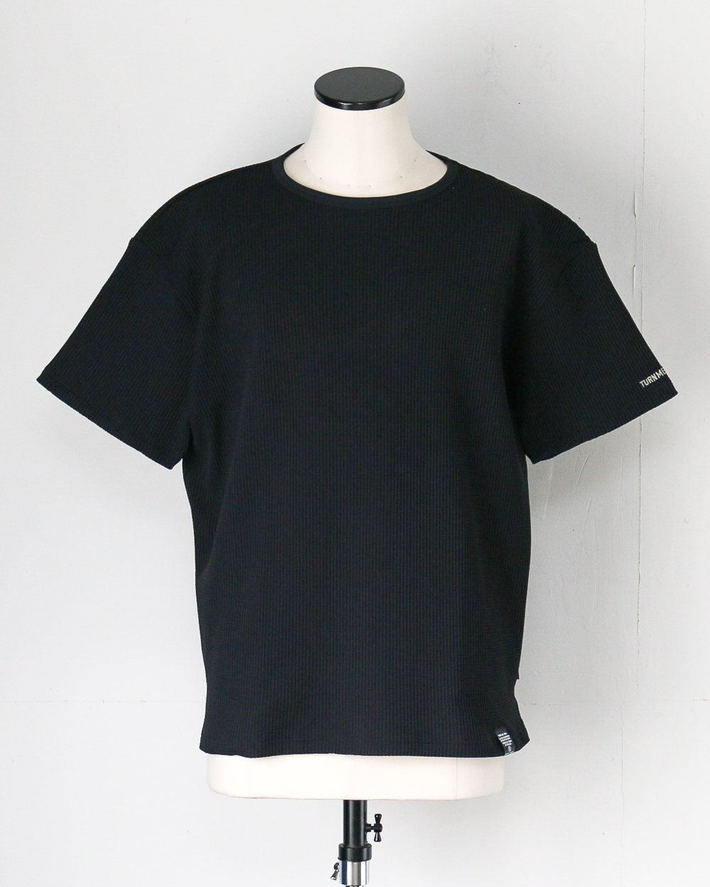 TURN ME ON Waffle Thermal Tee Black