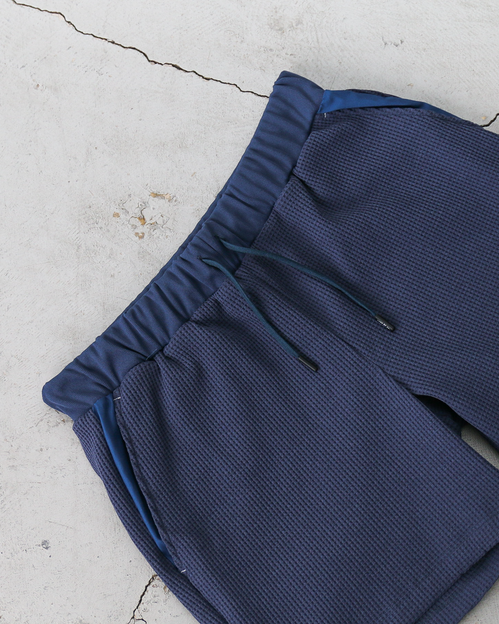 TURN ME ON Waffle Thermal Easy Shorts Smoke Blue