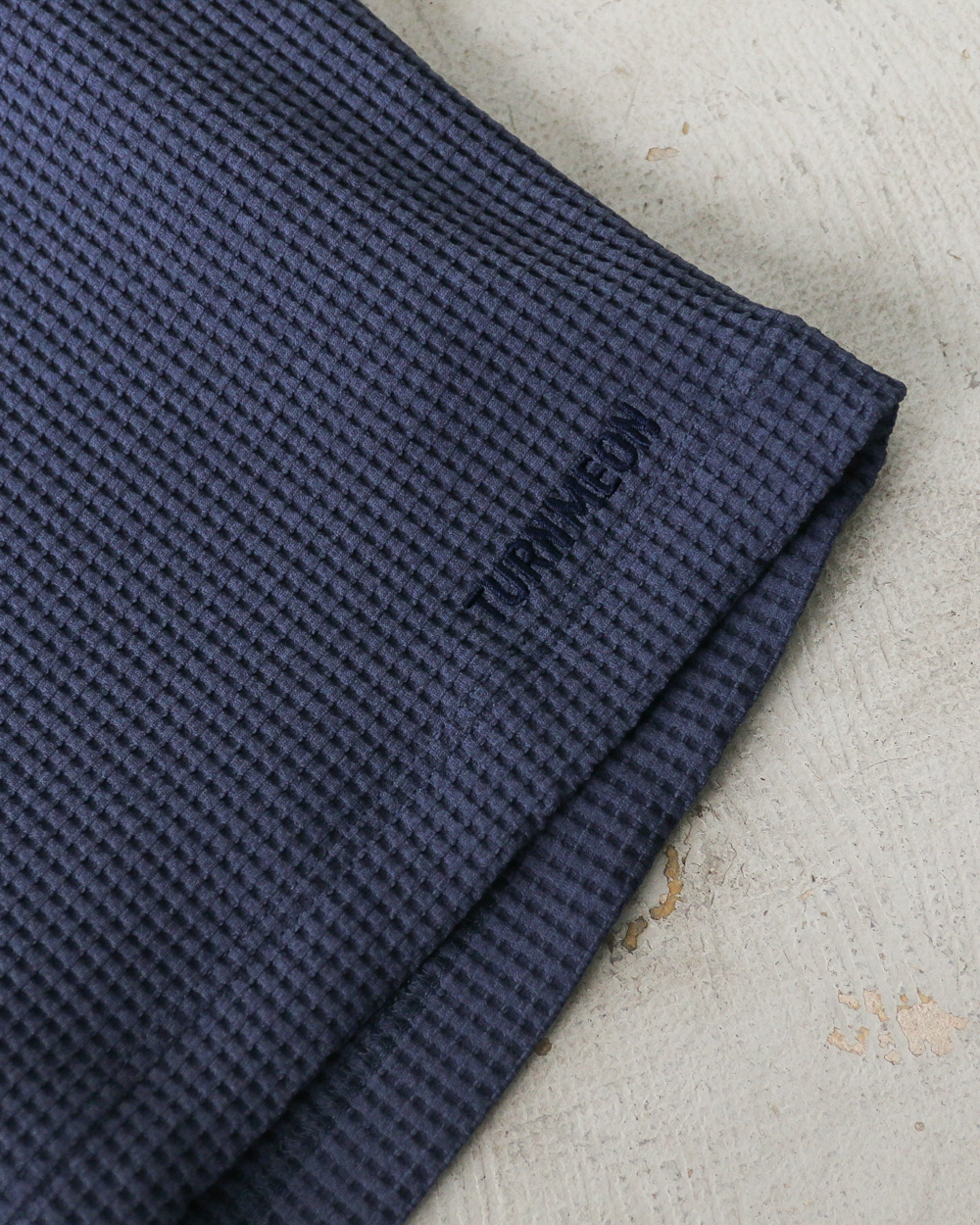 TURN ME ON Waffle Thermal Easy Shorts Smoke Blue