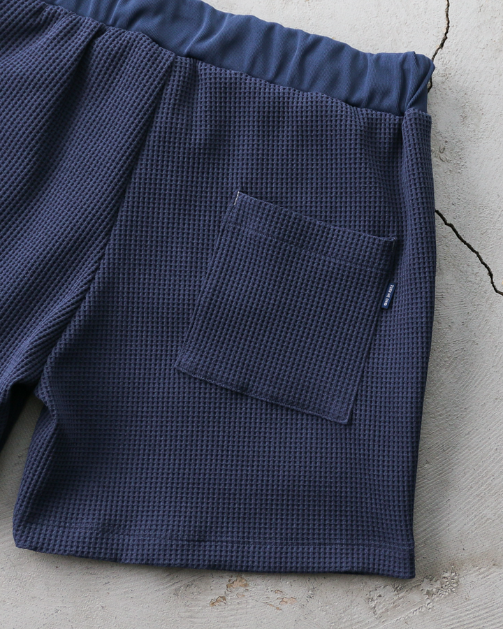 TURN ME ON Waffle Thermal Easy Shorts Smoke Blue
