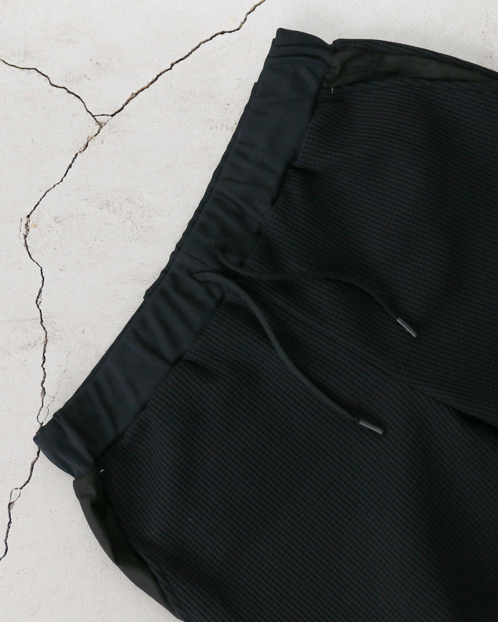 TURN ME ON Waffle Thermal Easy Shorts Black