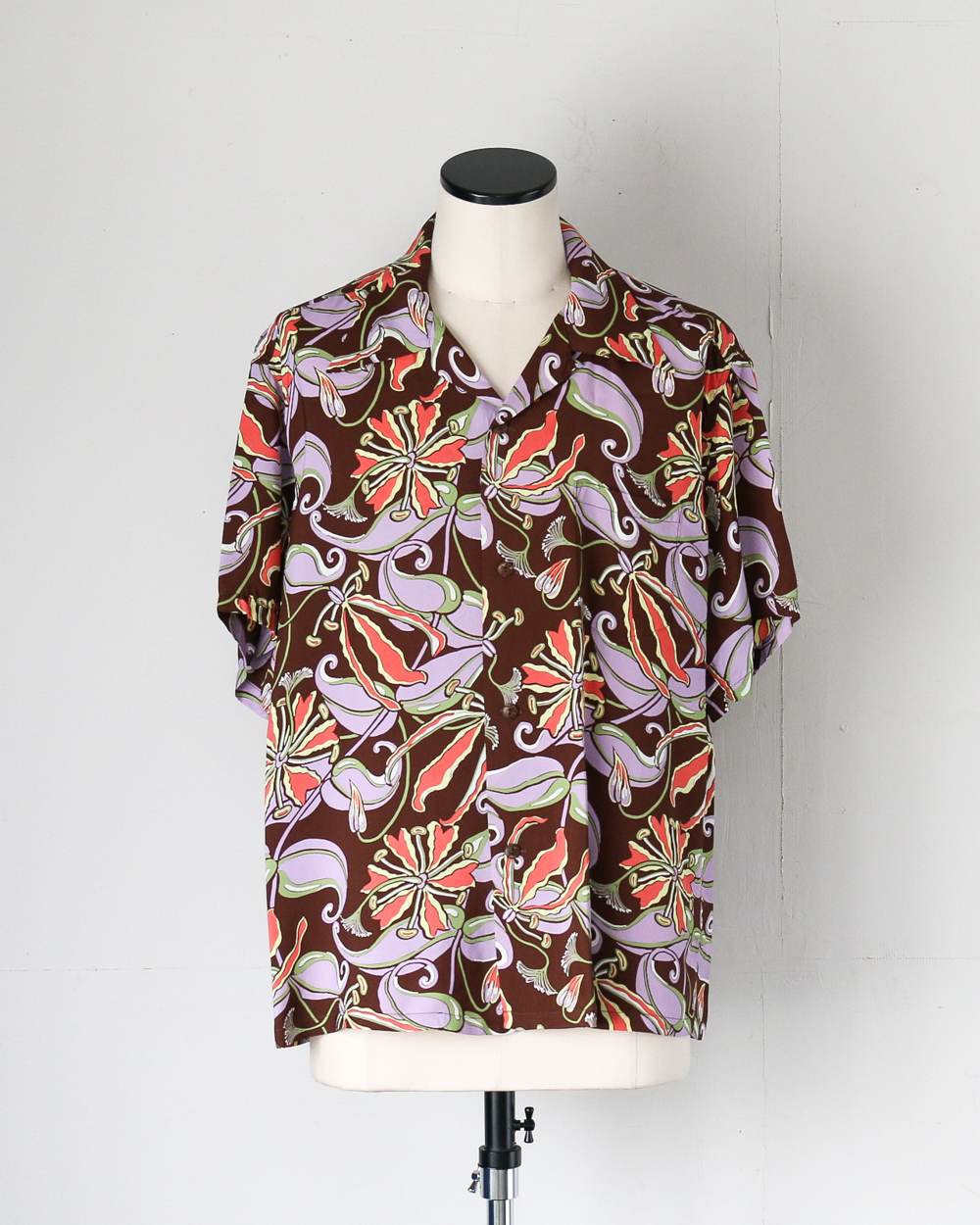 SUN SURF SS39619 / RAYON HAWAIIAN SHIRT “SPIDER LILY” Brown