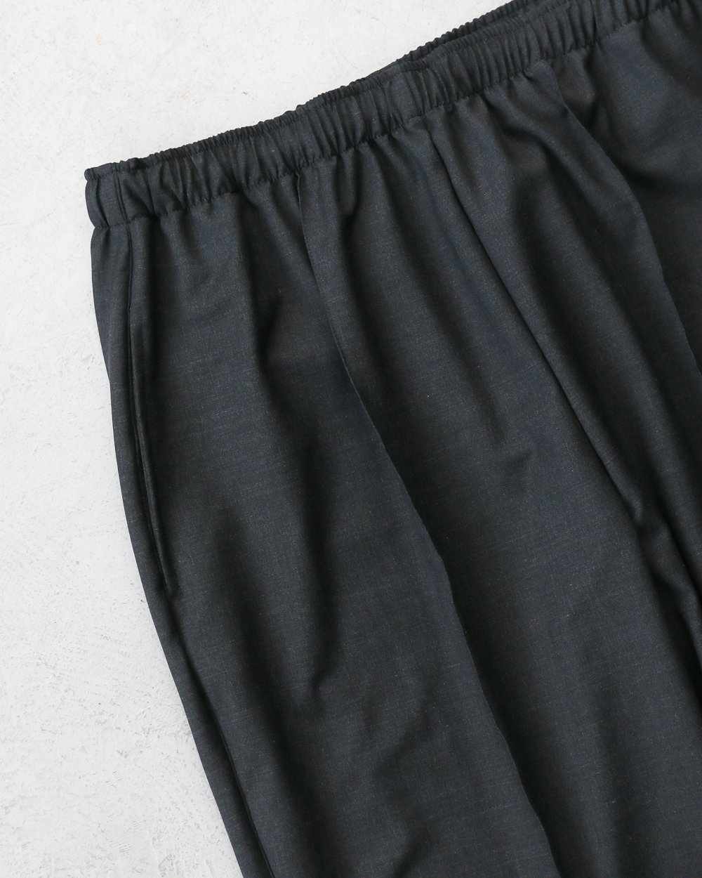 melple Venice Pants（Hybrid Tropical）Charcoal