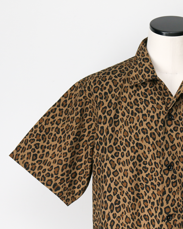 COLIMBO ZB-0314 MODEST OPEN COLLAR SHIRT "LEOPARD PATTERN"
