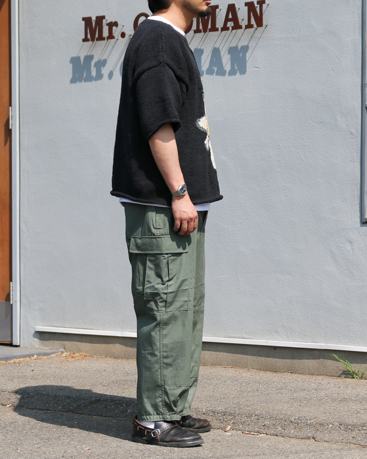 MacMahon Knitting Mills Big S/S Crew Neck Knit-Flower Black