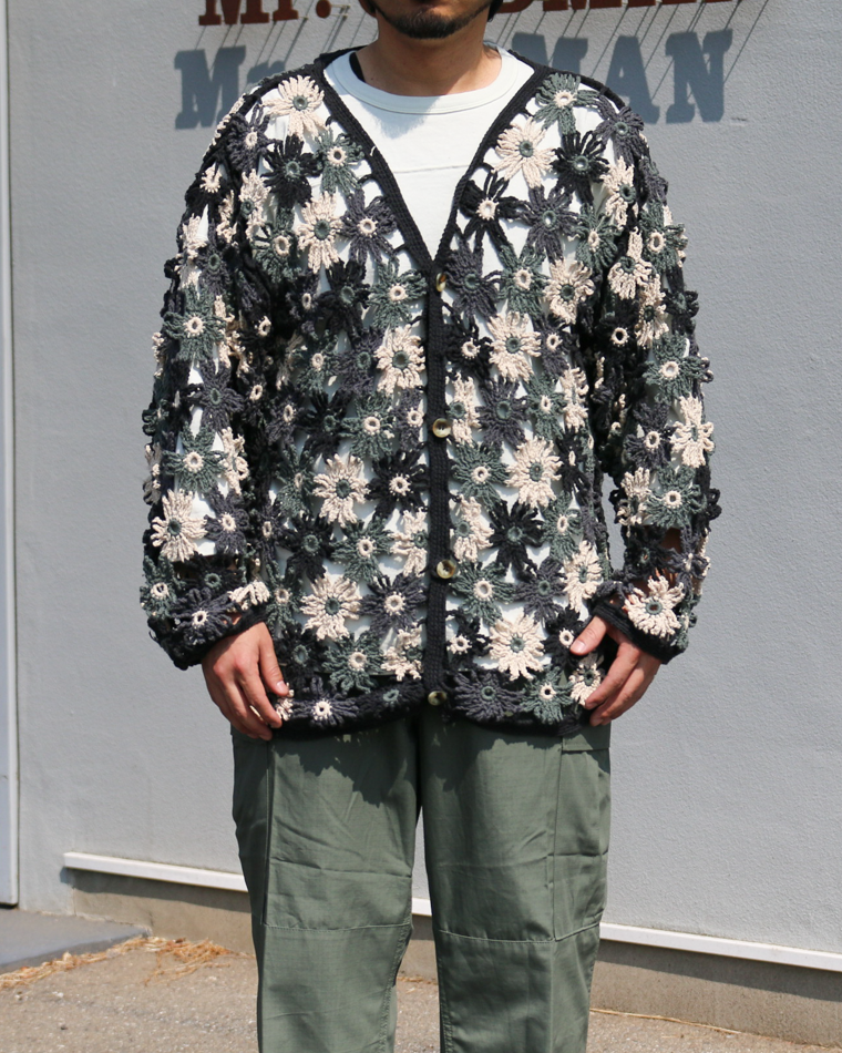 MacMahon Knitting Mills Chain Flower Cardigan Black