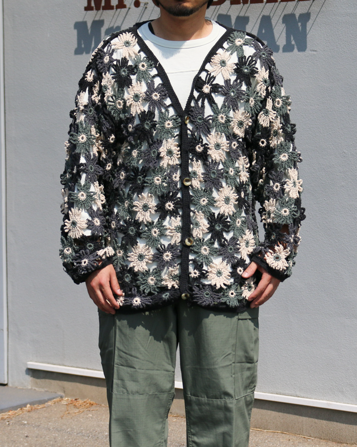 MacMahon Knitting Mills Chain Flower Cardigan Black