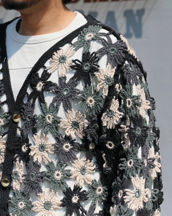 MacMahon Knitting Mills Chain Flower Cardigan Black