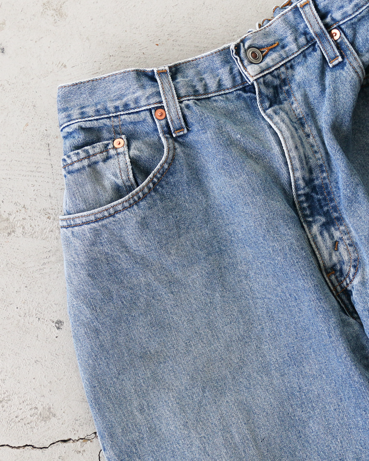 Used Levis 550 Remake Jeans 38-1