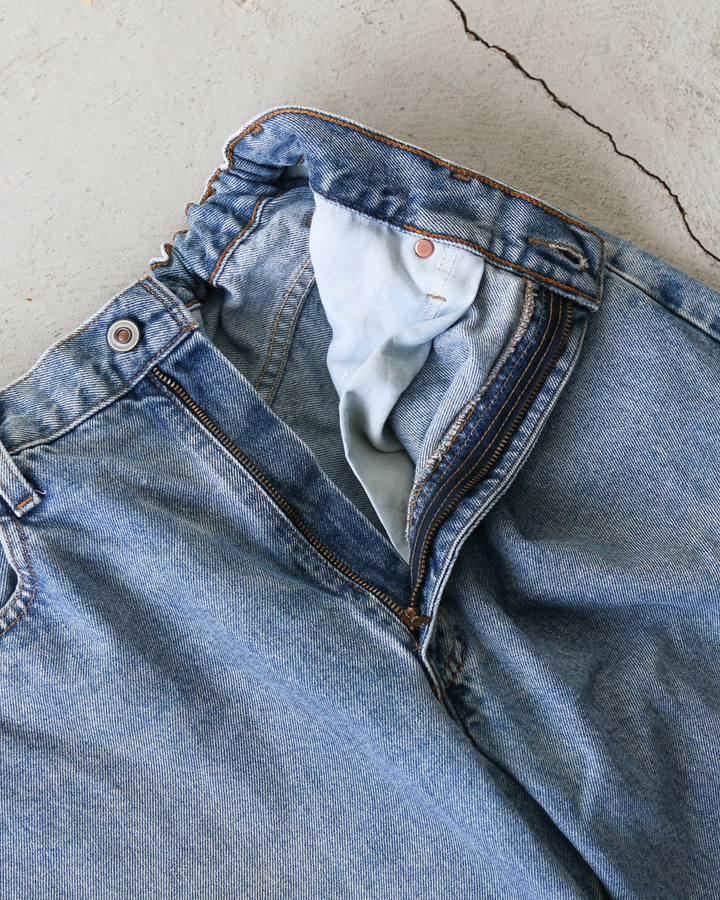 Used Levis 550 Remake Jeans 38-1