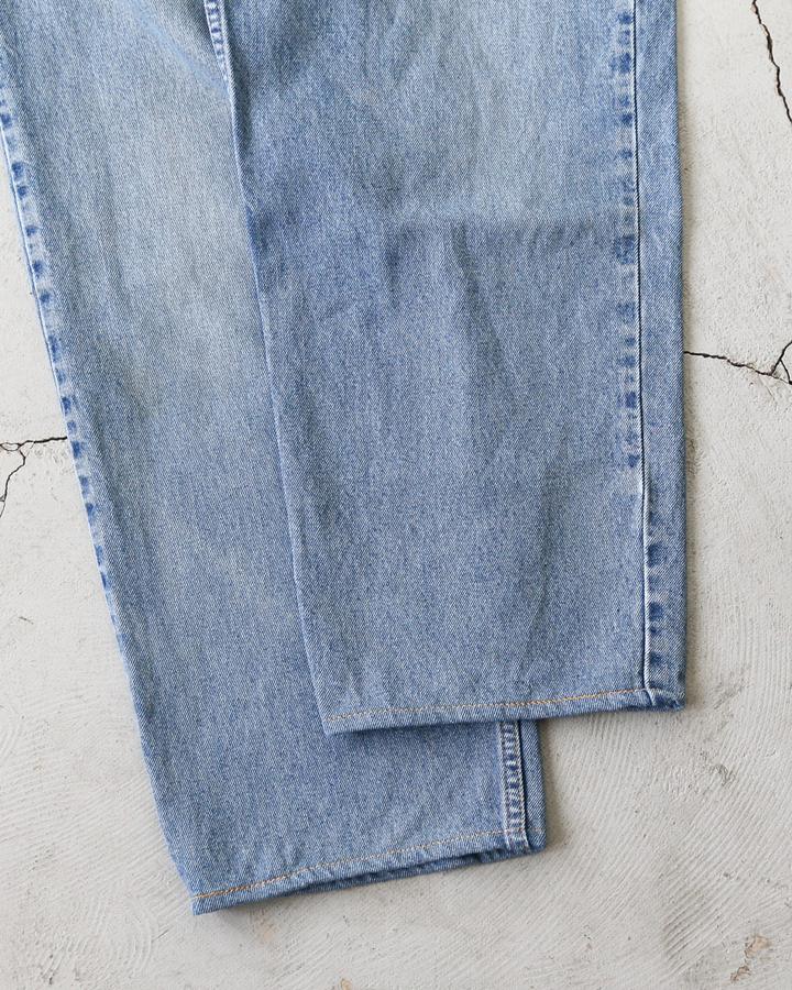 Used Levis 550 Remake Jeans 38-1
