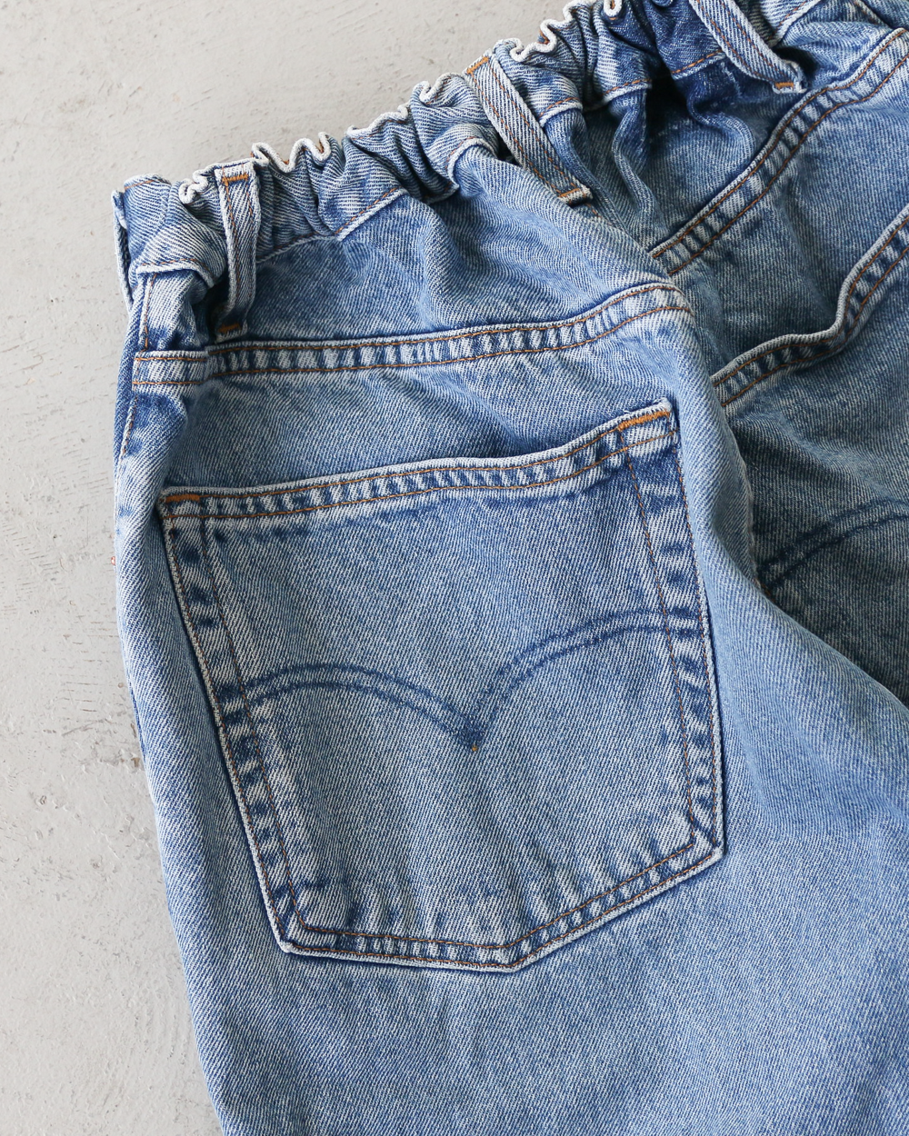 Used Levis 550 Remake Jeans 38-1