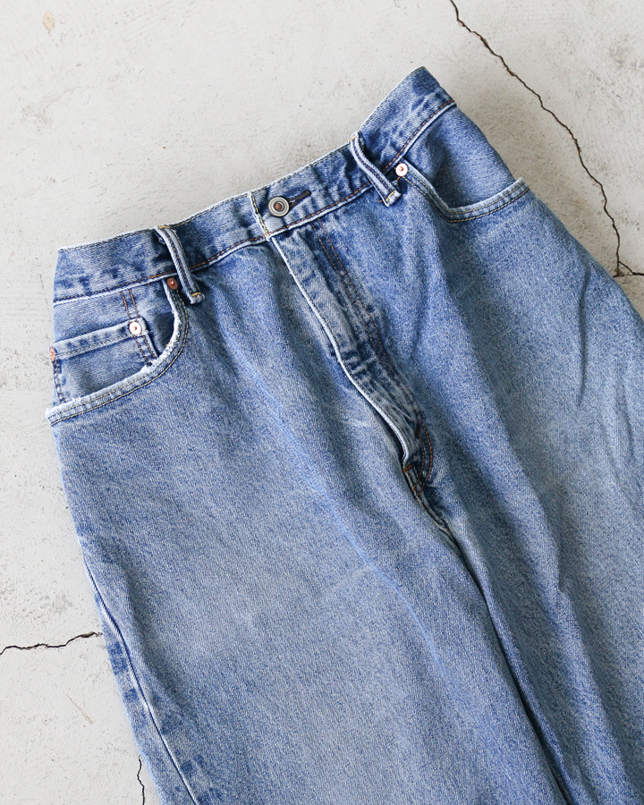 Used Levis 550 Remake Jeans 40-2