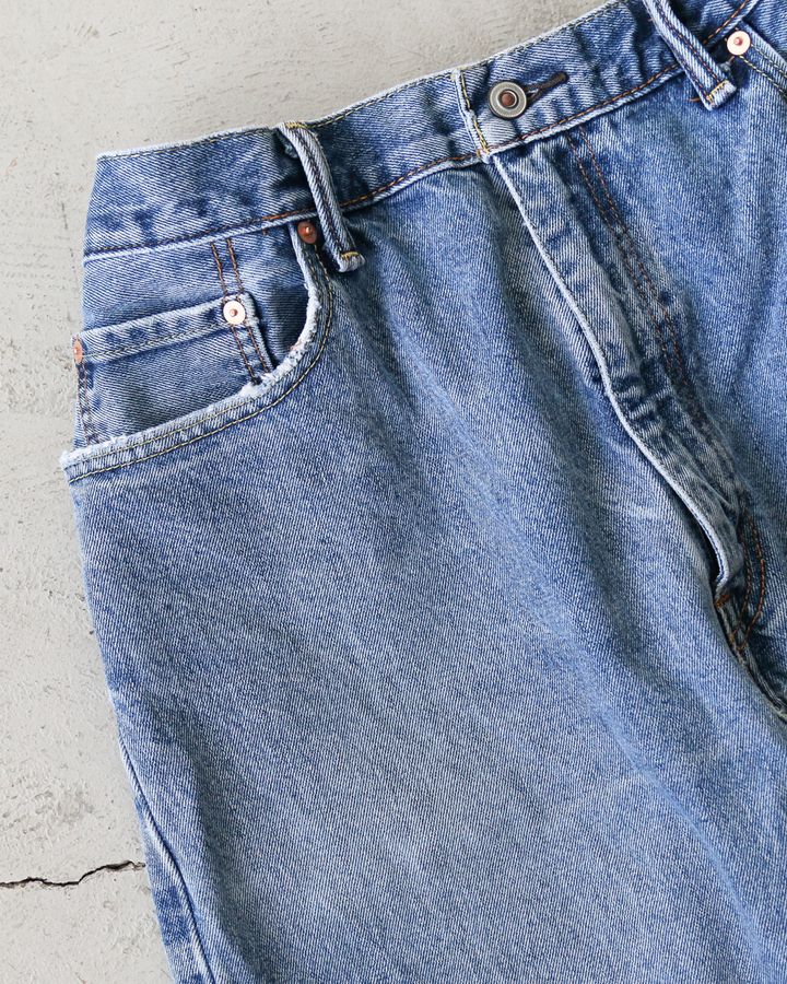 Used Levis 550 Remake Jeans 40-2