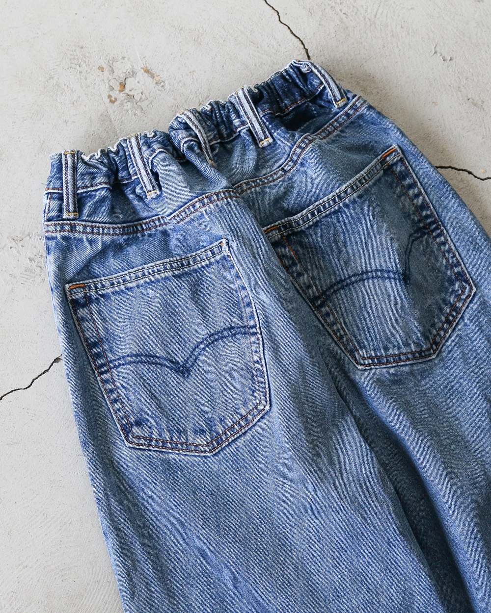 Used Levis 550 Remake Jeans 40-2