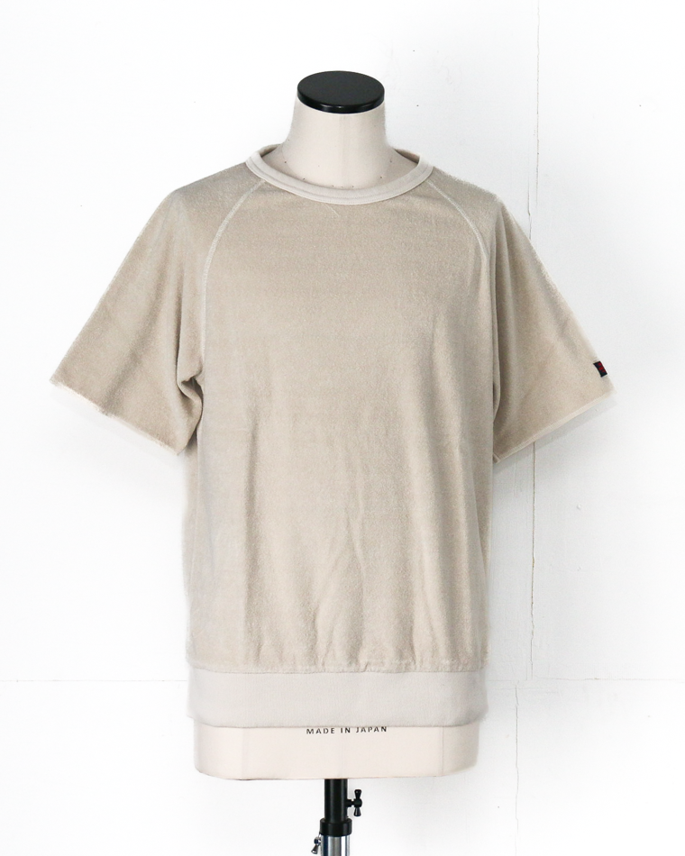 TURN ME ON Raffy Pile Raglan Tee Sand