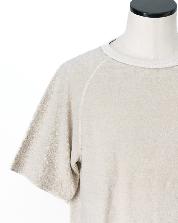 TURN ME ON Raffy Pile Raglan Tee Sand
