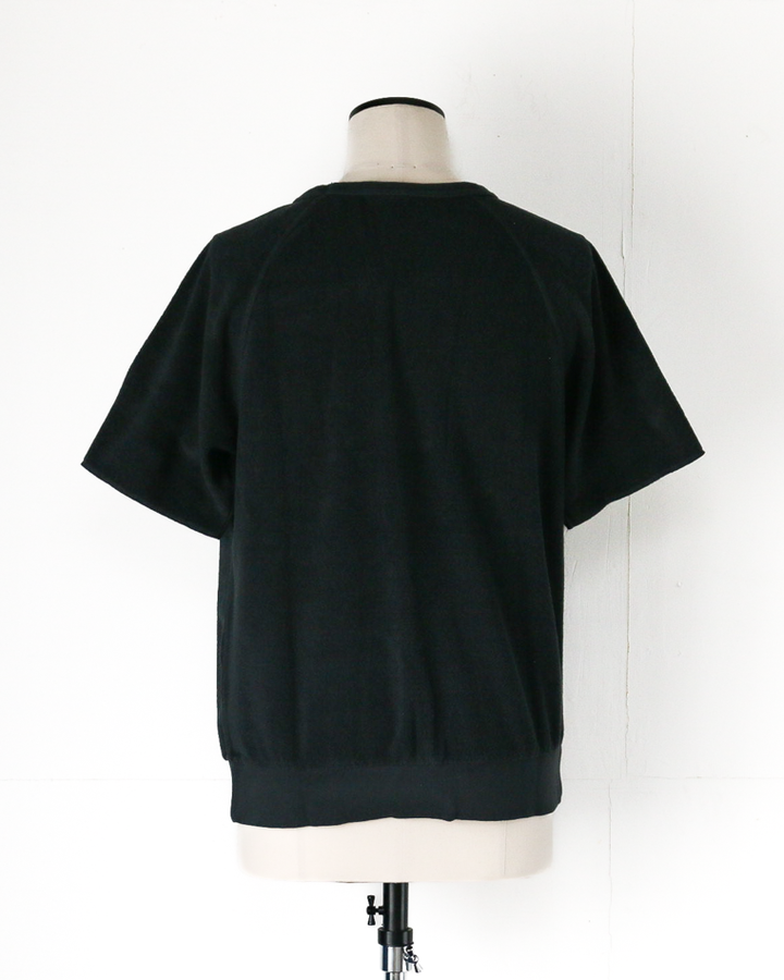 TURN ME ON Raffy Pile Raglan Tee Black