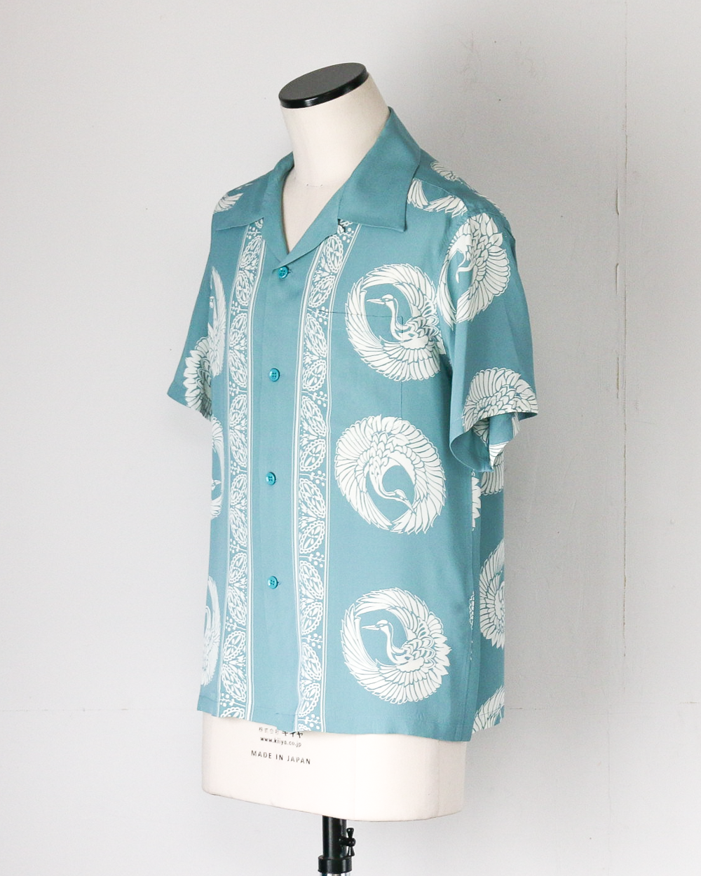 SUN SURF SS39629 RAYON HAWAIIAN SHIRT “ORIENTAL BORDER”