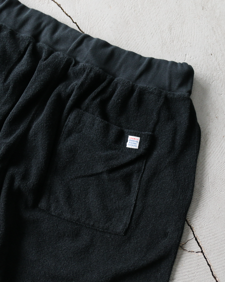 TURN ME ON Raffy Pile Easy Shorts Black