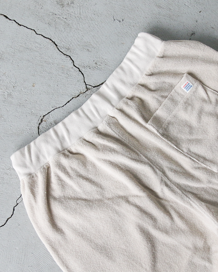 TURN ME ON Raffy Pile Easy Shorts Sand