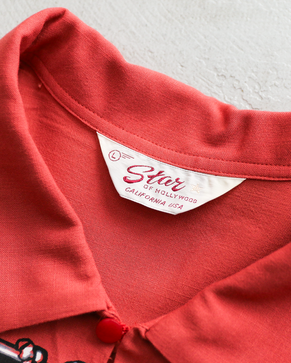STAR OF HOLLYWOOD SH39704 / HOPSACK RAYON PULLOVER “SHRUNKEN HEAD” RED