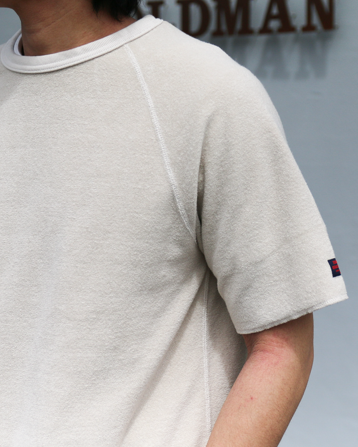 TURN ME ON Raffy Pile Raglan Tee Sand