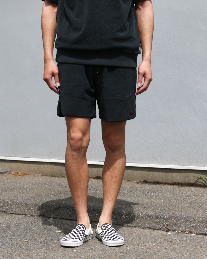 TURN ME ON Raffy Pile Easy Shorts Black