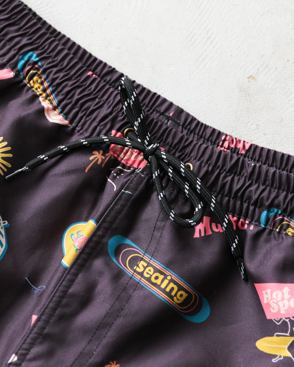 Seaing Board Shorts HOT SPOT Black