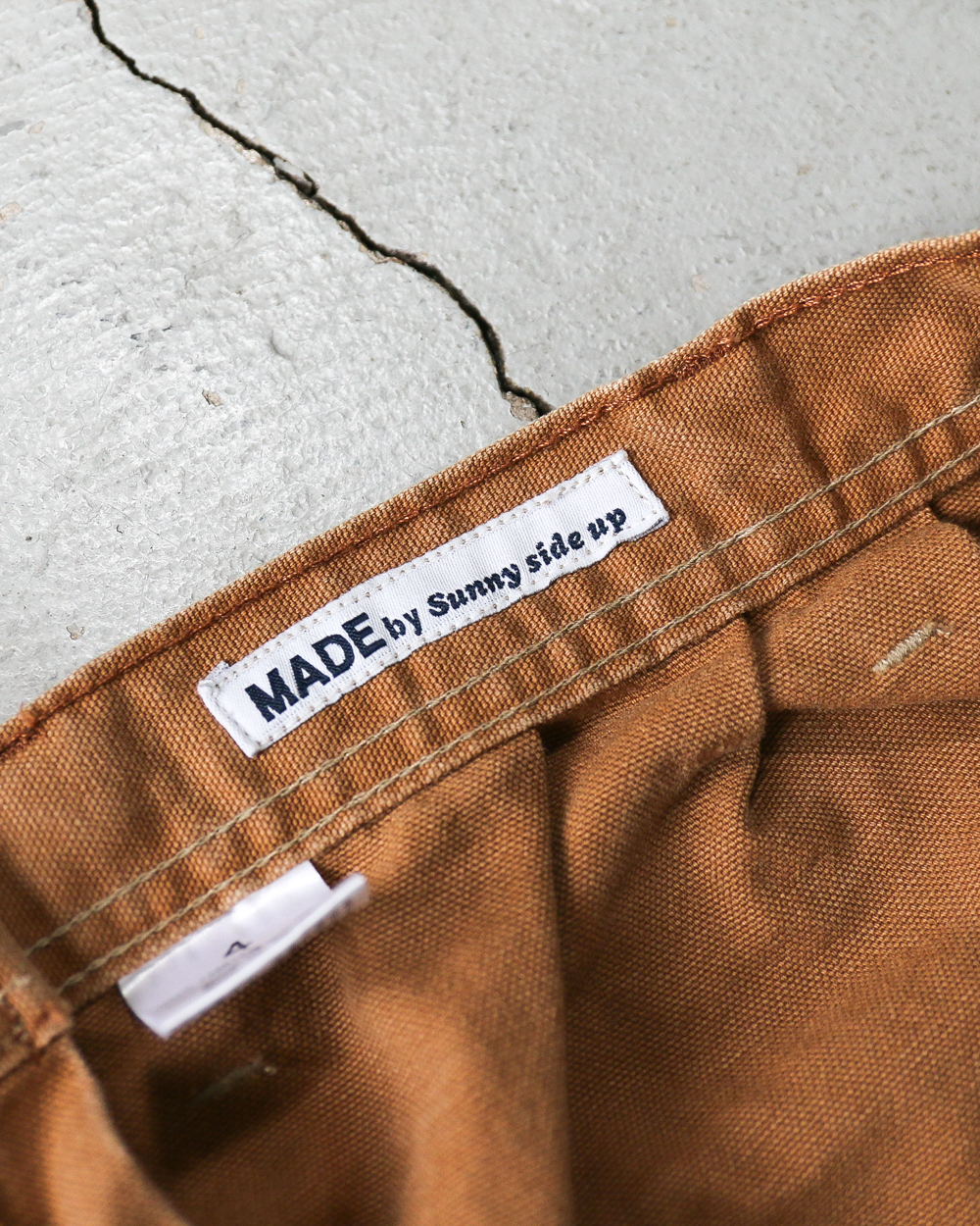 SUNNY SIDE UP REMAKE DUCK PAINTER PANTS Size 4