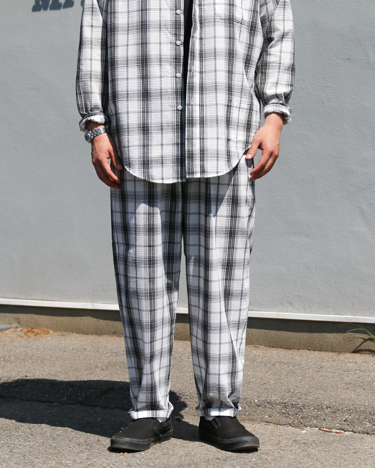 BURLAP OUTFITTER SEERSUCKER PLAID TRACK PANT White×Black