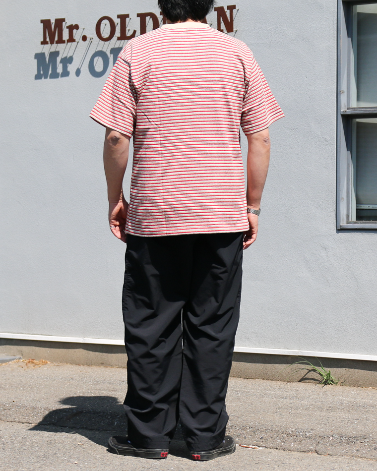 B.T.R. Behind The River "Gordie" Border Tee Ace(Red)