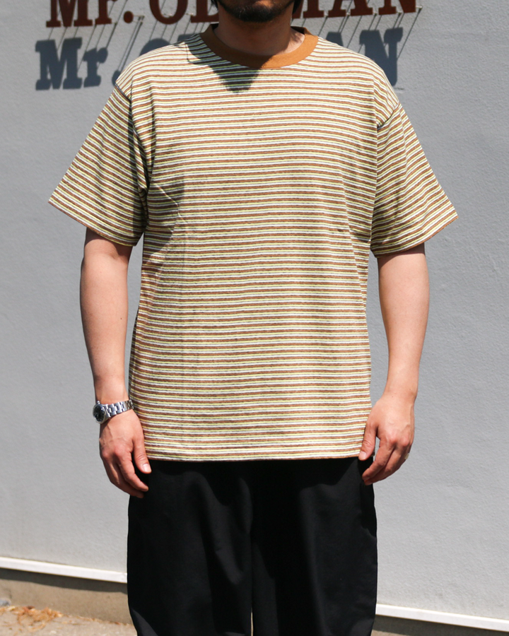 B.T.R. Behind The River "Gordie" Border Tee Eyeball(Yellow)