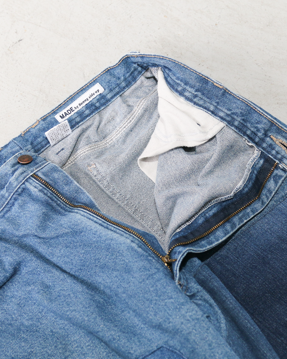 SUNNY SIDE UP REMAKE DENIM PAINTER PANTS Size 4